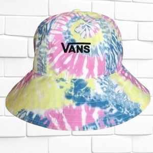 VANS BUCKET HAT💋NWT